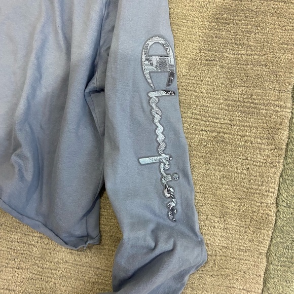 Champion longsleeve with embroidered sleevs - Picture 2 of 2